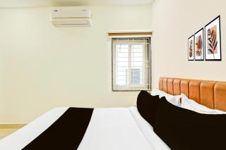 Super Townhouse Oak Suchitra Kompally Road formerly Sun Moon Hotels - Trimulgherry - 4