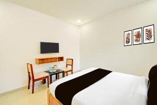 Super Townhouse Oak Suchitra Kompally Road formerly Sun Moon Hotels - Trimulgherry - 2