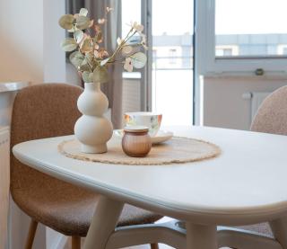 Orange Glow Apartment Terrace AC Free Parking - 7