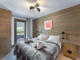 Duplex à Megève avec spa, piscine, salle de sport et cheminée - FR-1-569-32 - Megève - 3