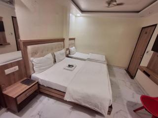 AB Sarthak Hotel- New Delhi - New Delhi - 0
