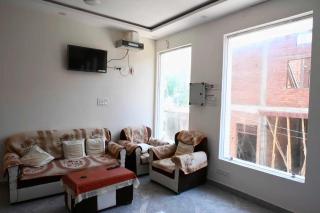 Home O Maa Radhika inn - 7