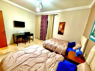 Marina Agadir Luxury Apartment with Mountain View & Pool Access - Agadir - 2