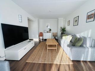 Bright Modern Apartment - Central Kuressaare - Kuressaare - 9
