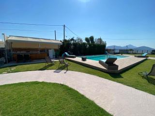 Il Mondo Suite, Lago Di Bourtzi Appartements - Calcide - 7