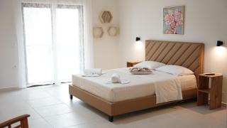 Il Mondo Suite, Lago Di Bourtzi Appartements - Calcide - 6