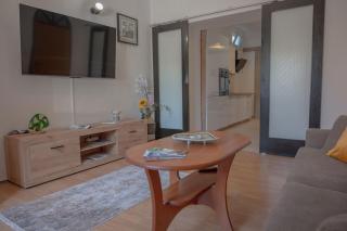 Urban Terrace Apartment - 2