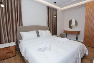 Exclusive Luxury Apartments & Free Parking - Tirana - 9