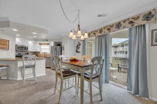 Shorehaven Lakefront & Steps to Beach w Pool and Grill - Myrtle Beach - 7