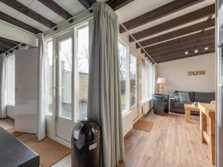 Lovely bunglow with garden - Sint Maartensvlotbrug - 4