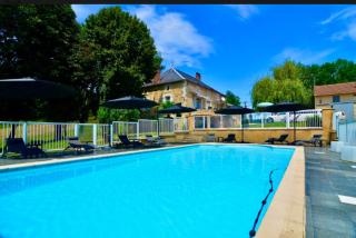 La biche au bois piscine chauffee jacuzzi - Cazals - 8