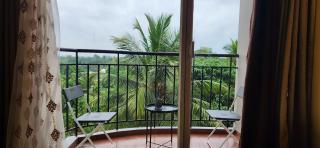 2BR Flat with Pool and Balcony near Cochin Airport - Cochin - 2