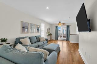 Poolside Getaway on Beach Block! - Seaside Heights - 9