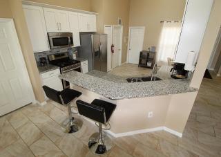 Lakefront Villa with private heated pool - 1