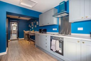Room 3 plus optional additional lounge area with double sofa bed, 23 Deganwy Avenue - Llandudno - 9