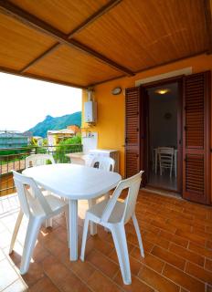 Sunny, Sea View Terrace 2BDR Near Praia a Mare by Kaizen Stays - La Marinella - 2