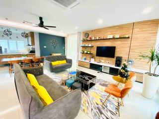 J Villa Langkawi with pool for 16 pax - - 9