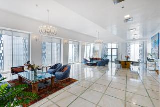 Cayan Tower Dubai Marina - Mint Stay - 4