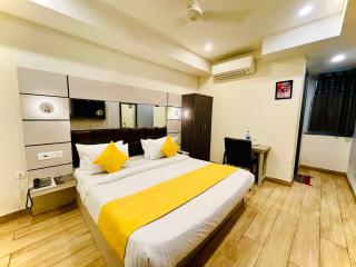 Majesta Stay at Hotel Royal Saffron - Kirti Nagar - Neu-Delhi - 3