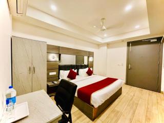 Majesta Stay at Hotel Royal Saffron - Kirti Nagar - Neu-Delhi - 5