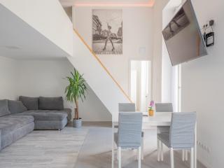 Balcony Gallery - Budapest - 6