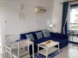 Paphos blue tasteful apartment Complex pool view - 2