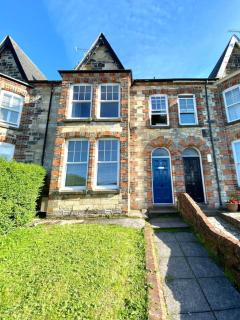 Truro City with Views Ground Floor Apartment - Kenwyn - 7