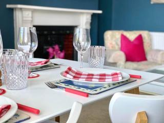Truro City with Views Ground Floor Apartment - Kenwyn - 5