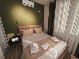 Relaxx Apartment & Hotel - Tirana - 6