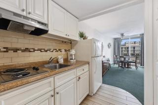 6201 Ocean Ave, Unit 205 - The Nassau Inn - Wildwood - 5