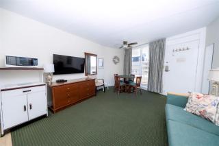 6201 Ocean Ave, Unit 205 - The Nassau Inn - Wildwood - 2