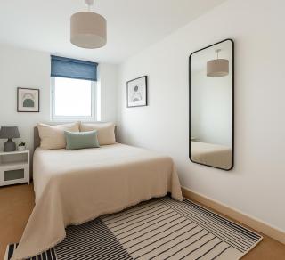 2 Bed Apartment in Stratford - London - 7