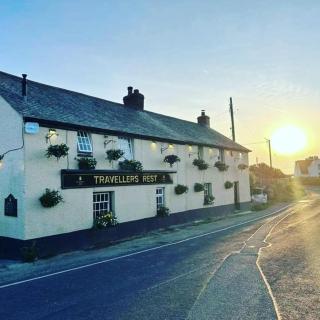 Travellers Rest Glamping Pods & Shepherds Hut - Newquay - 2