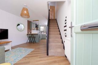 Cosy-Cute Miner's Cottage on the Taff Trail - Merthyr Tydfil - 9
