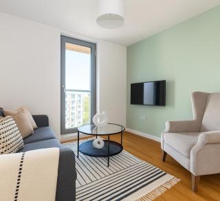 2 Bed Apartment in Stratford - London - 4