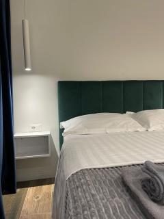 Le petite Central Studio Apartments - Tirana - 6