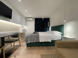Le petite Central Studio Apartments - Tirana - 8