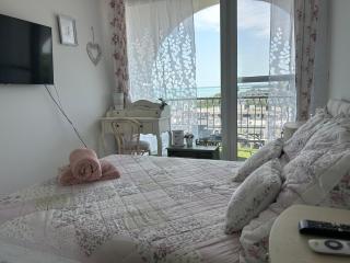 Mango 801 - Siófok - 8