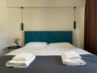 Boutique Central Studio Apartments - 9