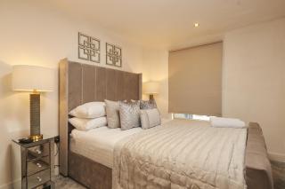 Deluxe City Modern Apt&Free Parking no Balcony - Leeds - 7