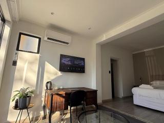 NO 4 Lilliput - Sandton View - Sandton - 4