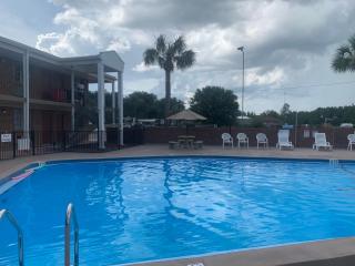 Super 8 by Wyndham Lake City - Lake City - 5
