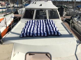 IPHARRA - Bateau à quai - 1