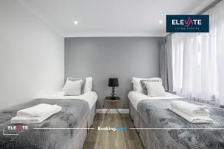 Exclusive Offers I 5 Bedroom House I Free Parking I Sleeps 10 I Elevate Living Estates Short Lets & Serviced Apartments - 5