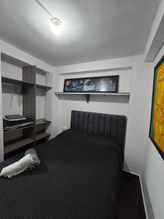 Pipe's House - - 4