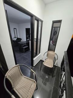 Pipe's House - - 3