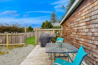 Harbor View Studio Cottage - Gold Beach - 9