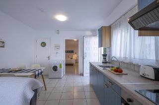Ferienwohnung Zesa Mit Balkon Und Meerblick - Kiveri - 2
