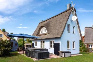Urlaub Im Reethaus Delphin Mit Whirlpool Und Sauna - Beckerwitz - 0