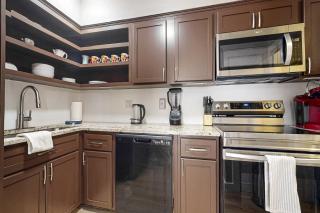 Hideaway in South Austin - 5